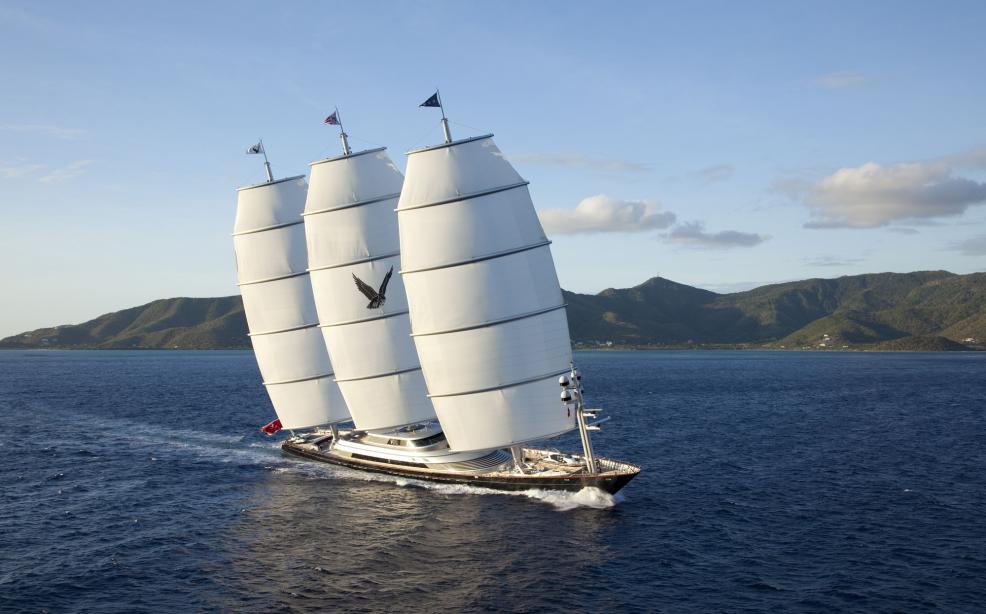 Maltese Falcon under full DynaRig sail